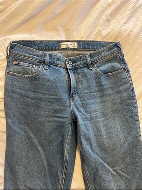 Abercrombie & Fitch Women's THE BOOT LOW RISE